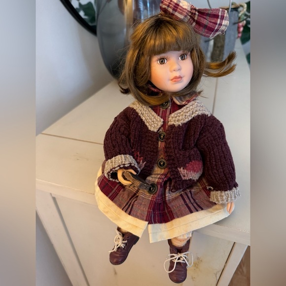 The Boyd's Collection - Yesterday's Child - The Doll Collection 4804 KELLIE’. - Picture 5 of 7